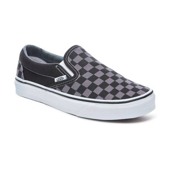 Vans slip online on checkered black