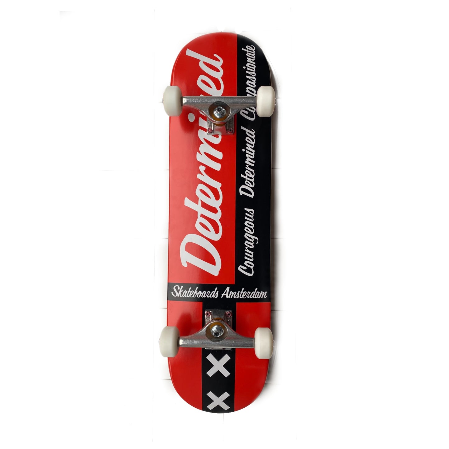 IO SKATEBOARDS AMSTERDAM DETERMINED 8.25 COMPLETE W/INDEPENDENT TRUCKS